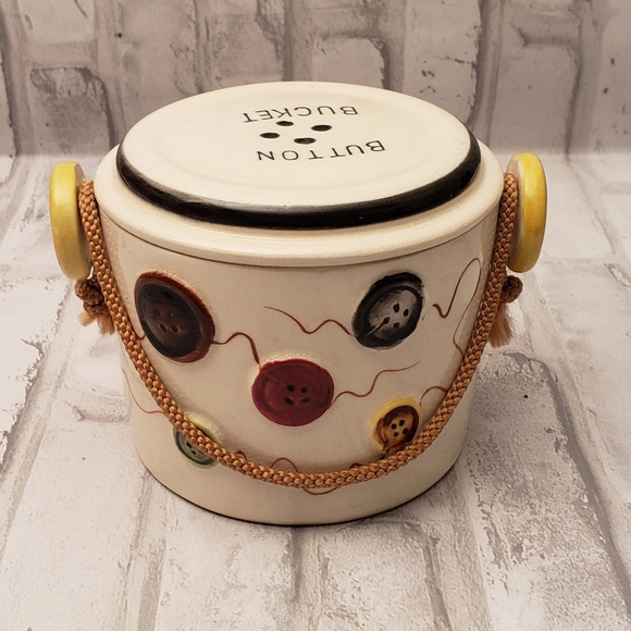 Fred Roberts Bucket of Buttons - Picture 3 of 11